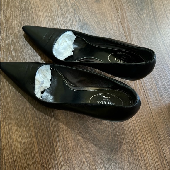 Prada Heels #0807 - Picture 8 of 11